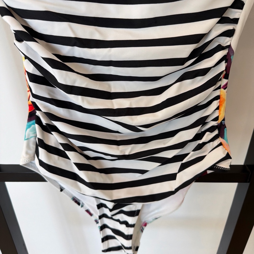 Cupshe Floral and Striped One Piece Swimsuit - Picture 3 of 6